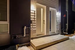 Charming 1-Bedroom Close to Transit & Downtown - Image 3
