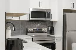 Perfect Inner-City Getaway 2BR - Image 5