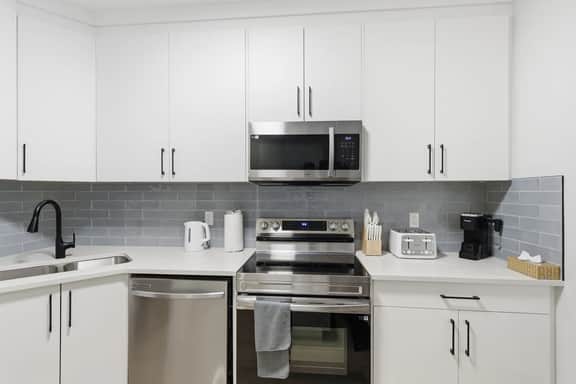 Private 1 Bedroom Retreat | Self Check-In - Image 4