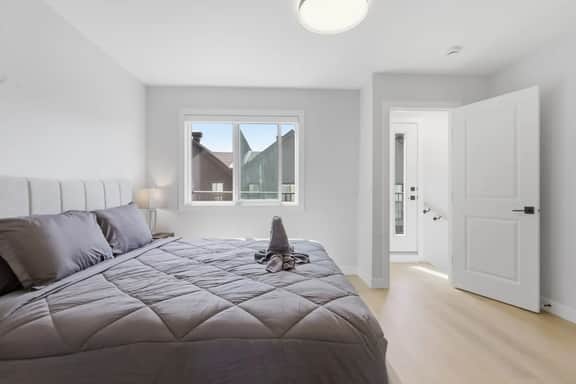 Stylish Family Home • 3BR + 2.5 Bath • NW Calgary - Image 5