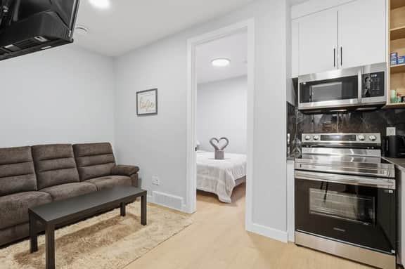 Bright & Spacious 2-Bedroom - Image 2