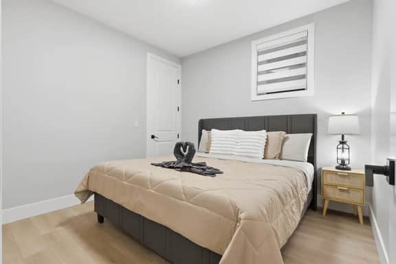 Happy Place – 1BR Minutes to Downtown - Image 2