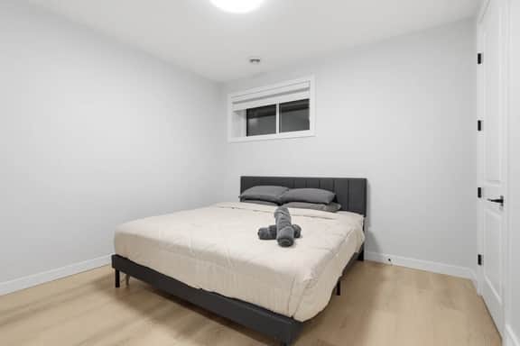 Bright & Cozy 1BR | Your Home Away From Home - Image 4